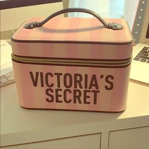 Super cute Victoria’s Secret vanity case